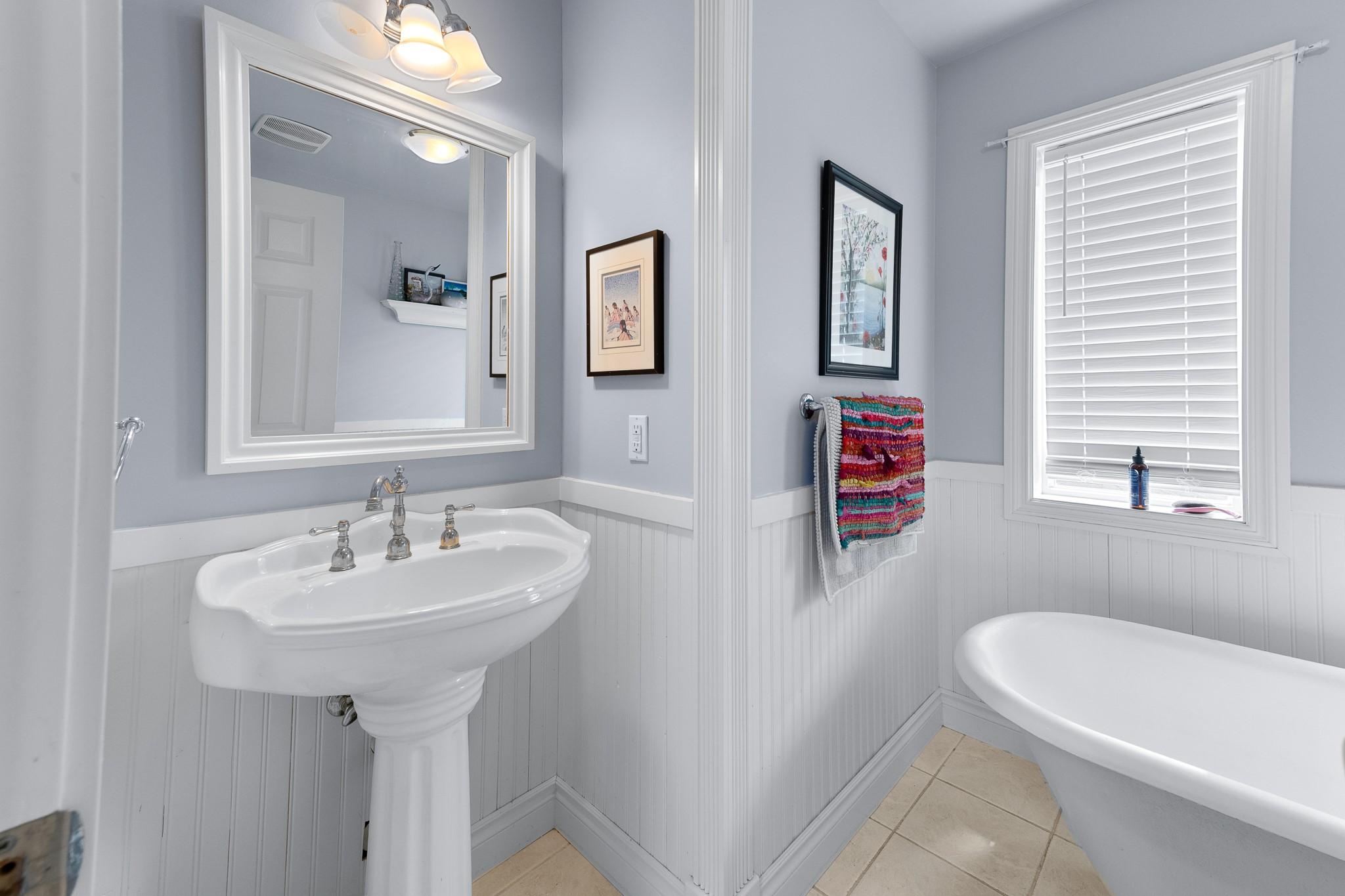 412 10Th Avenue, Creston, BC
