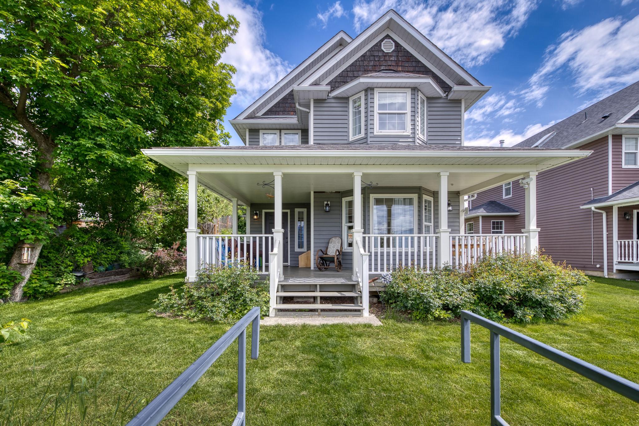 412 10Th Avenue, Creston, BC