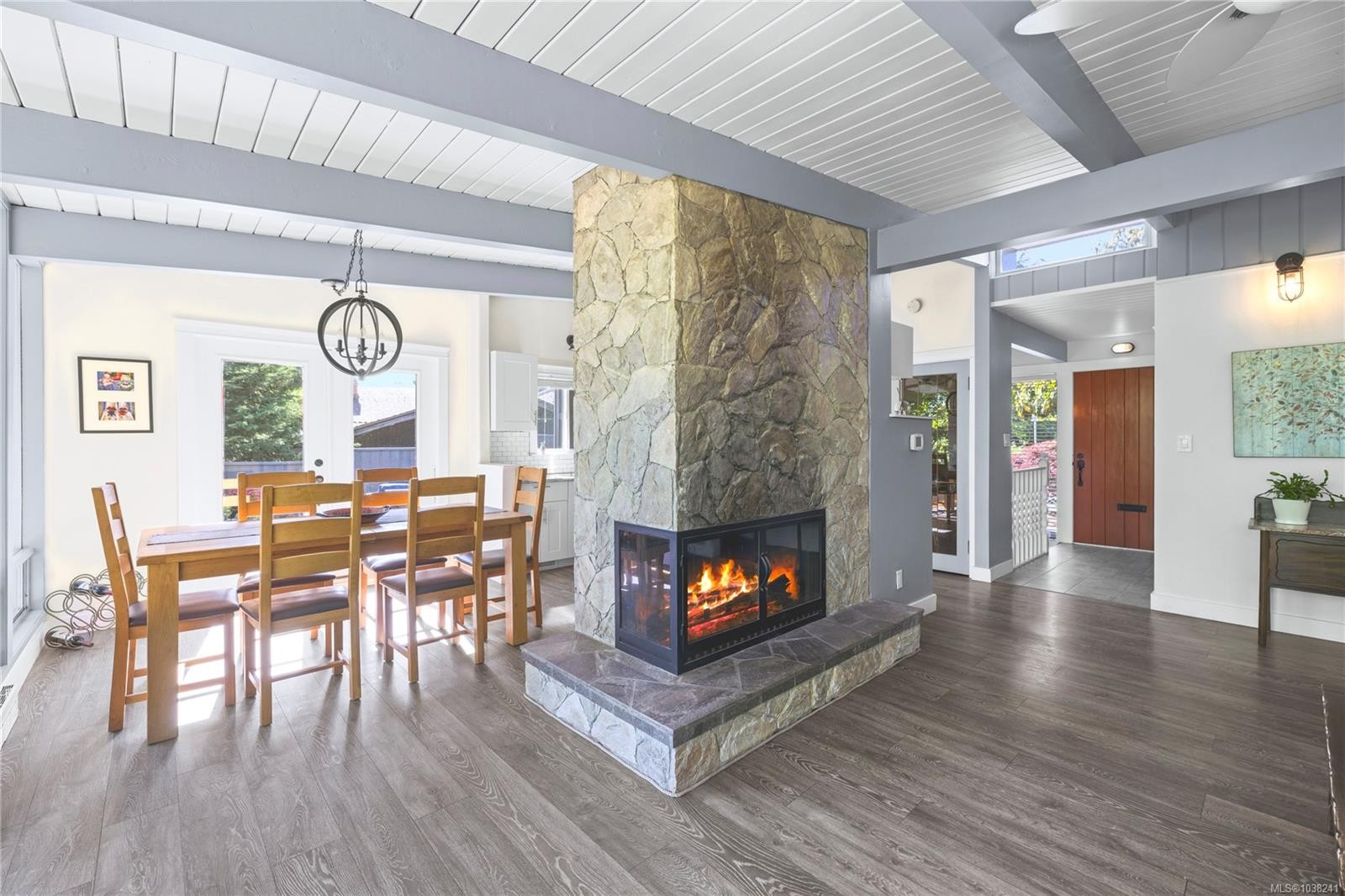 830 Beach Dr, Nanaimo, BC