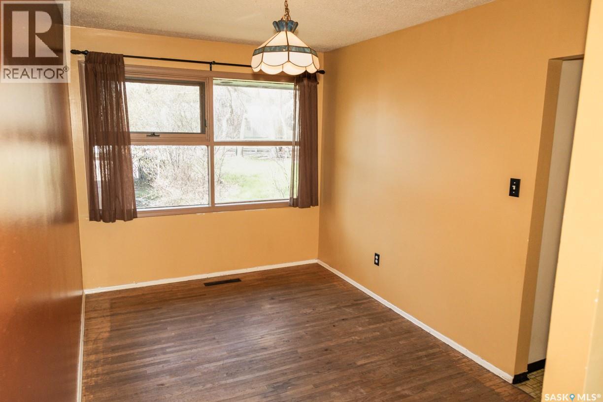 611 Saskatchewan Avenue, Kerrobert, SK - Indoor Photo Showing Other Room