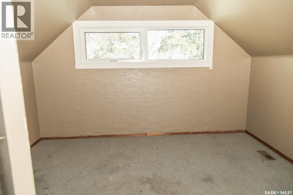 611 Saskatchewan Avenue, Kerrobert, SK - Indoor Photo Showing Other Room