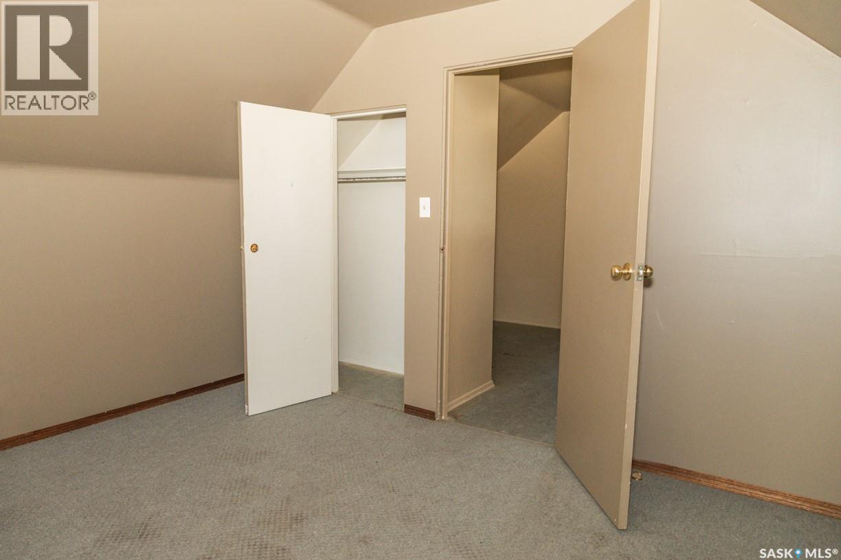 611 Saskatchewan Avenue, Kerrobert, SK - Indoor Photo Showing Other Room