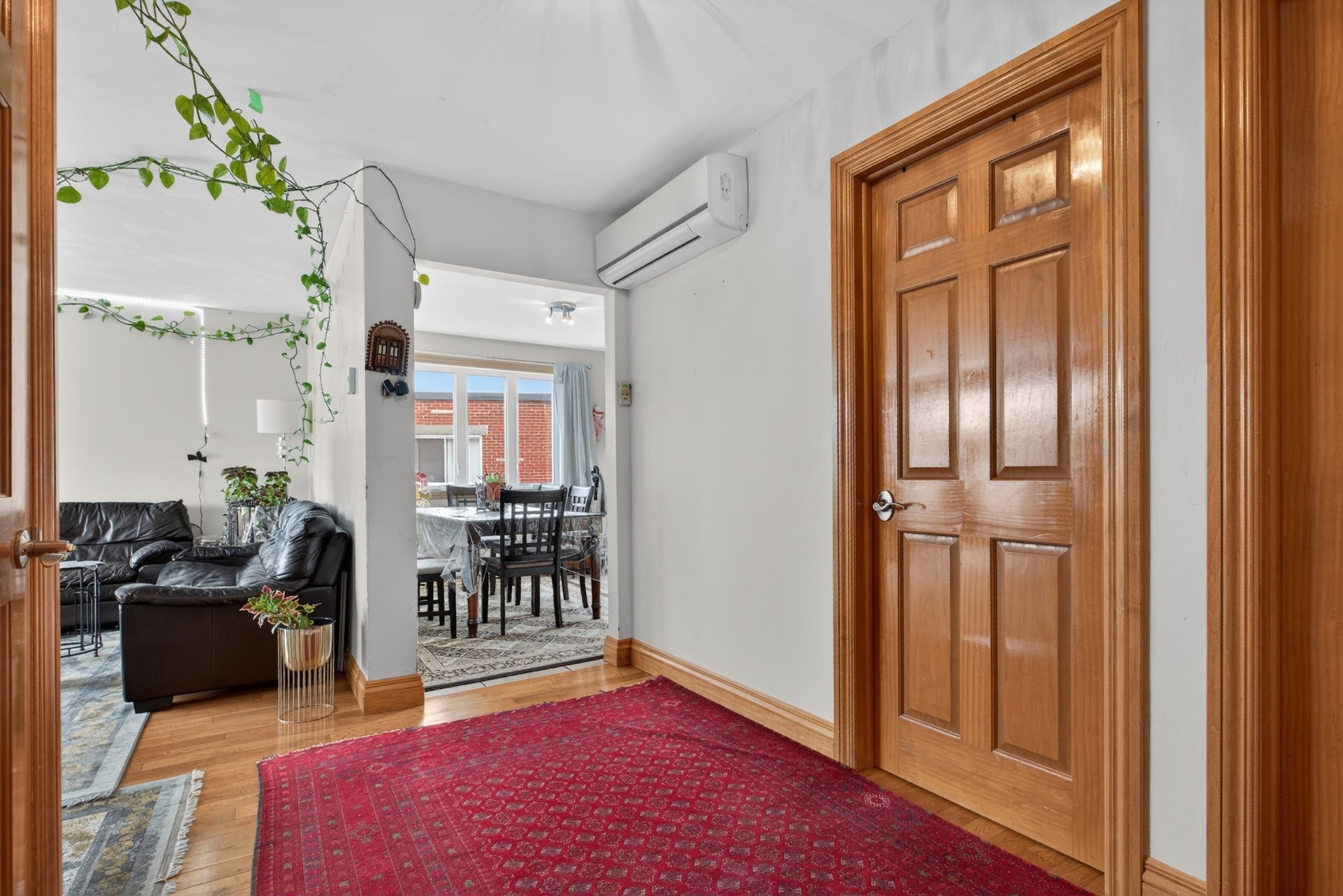 View - 7502 Rue De Boischatel, Montréal (Saint-Léonard), QC - Indoor Photo Showing Other Room