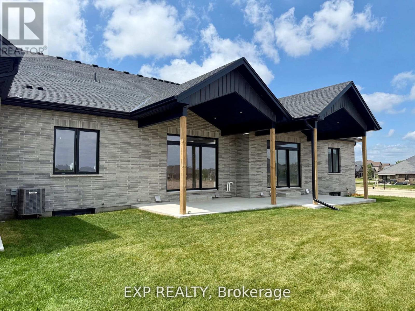 Photo of previously finished unit - 97 Bedell Drive, Mapleton, ON - Outdoor