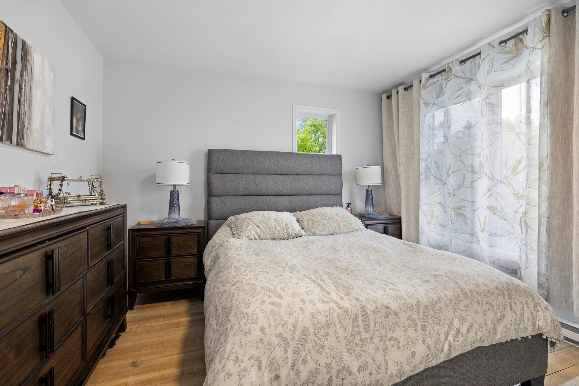Master Bedroom - 357B Ch. Du Fleuve, Coteau-Du-Lac, QC - Indoor Photo Showing Bedroom