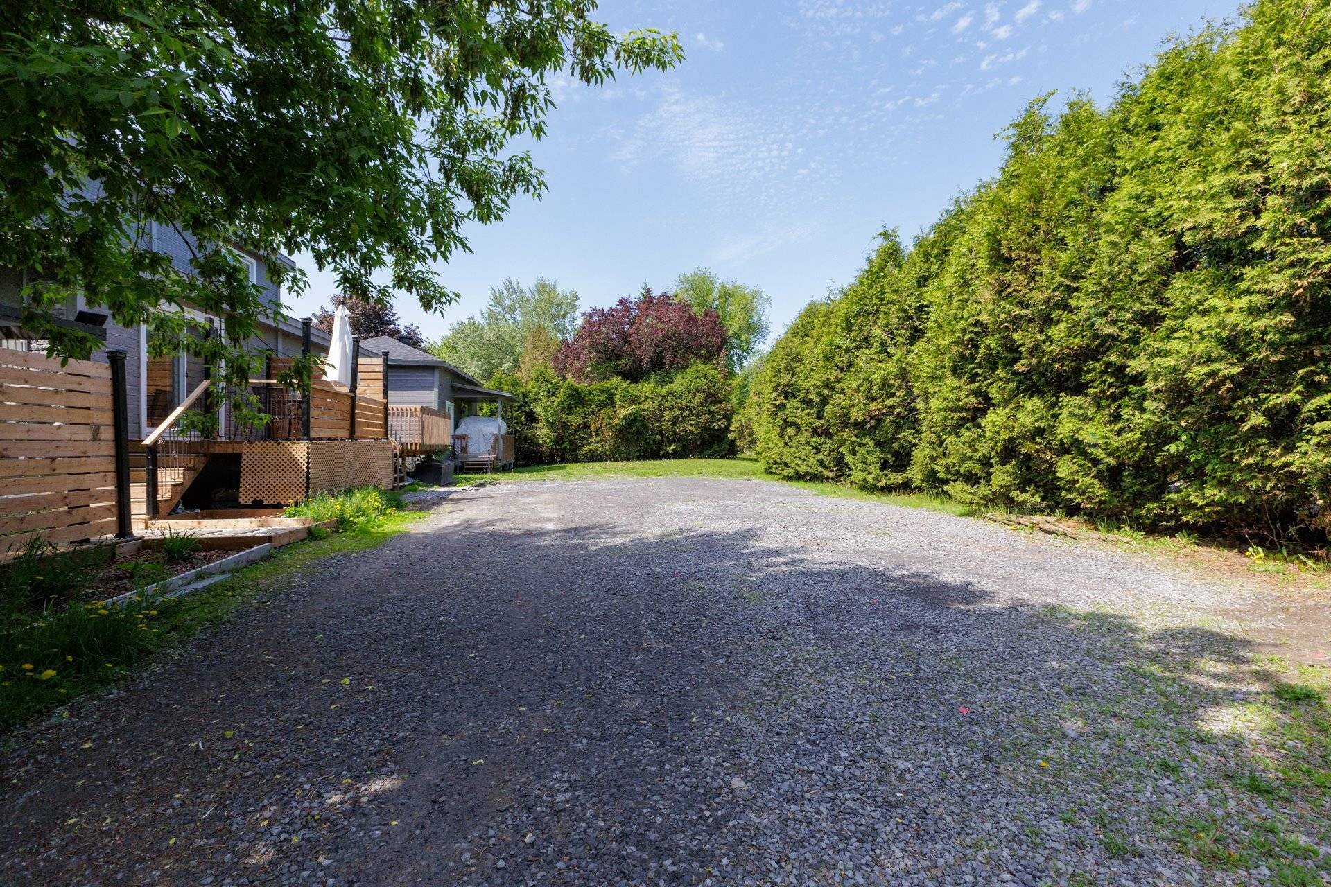 Parking - 357B Ch. Du Fleuve, Coteau-Du-Lac, QC - Outdoor