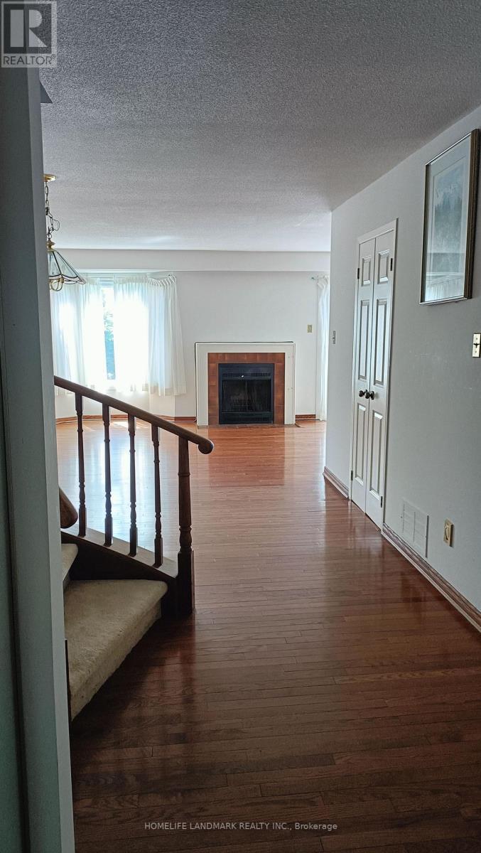 113 Wintermute Boulevard, Toronto, ON - Indoor