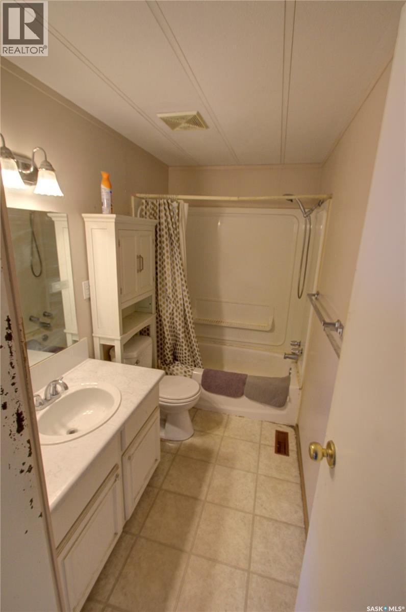 203 5Th Avenue, Melfort, SK