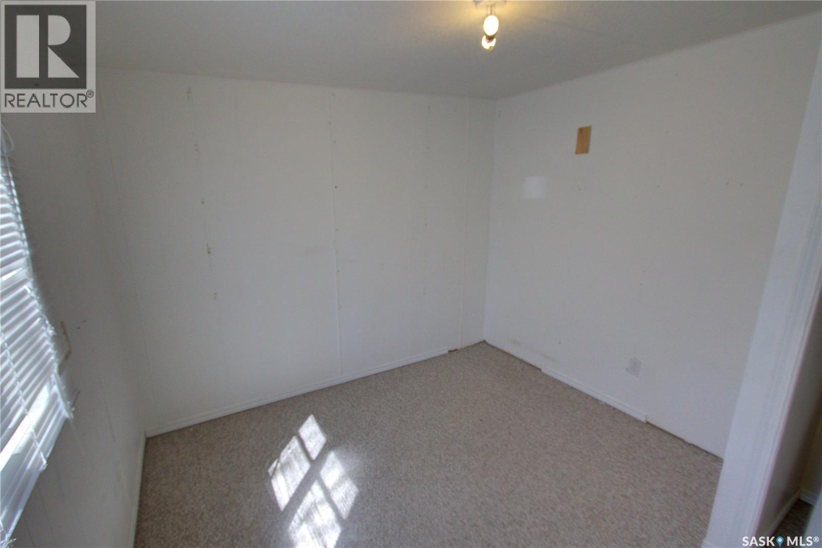 203 5Th Avenue, Melfort, SK