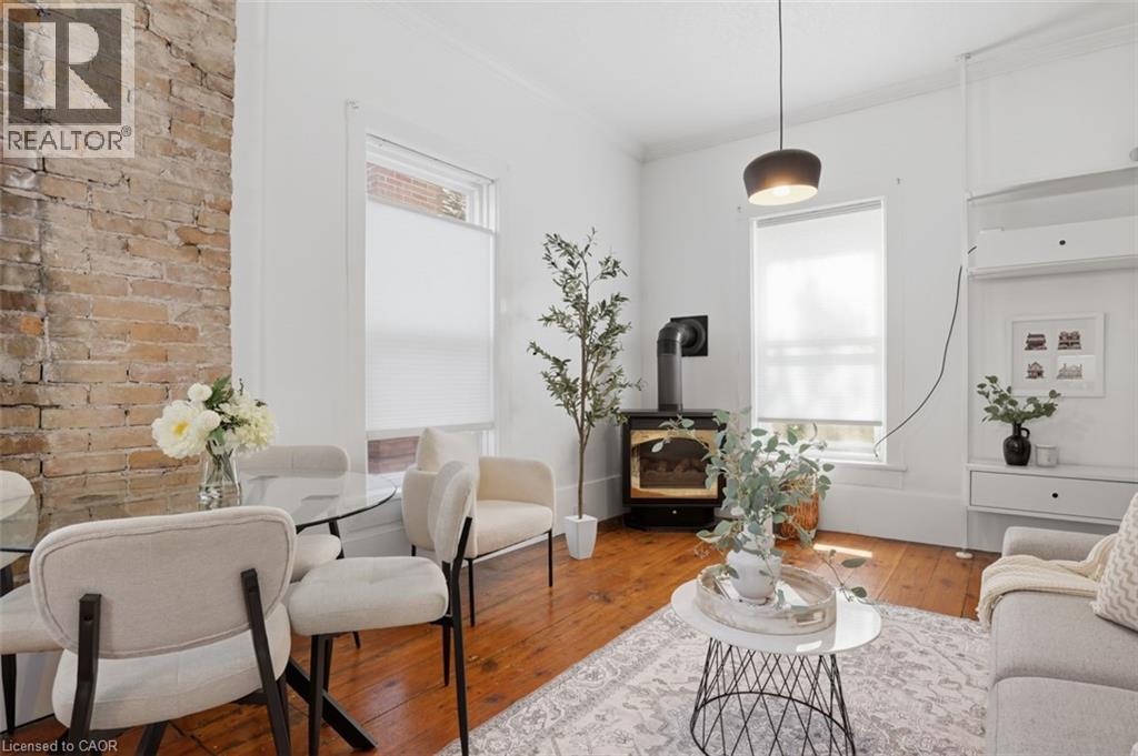 53 Eby Street S, Kitchener, ON - Indoor Photo Showing Living Room
