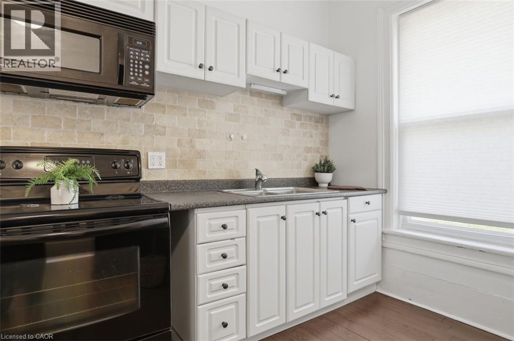 53 Eby Street S, Kitchener, ON - Indoor Photo Showing Kitchen