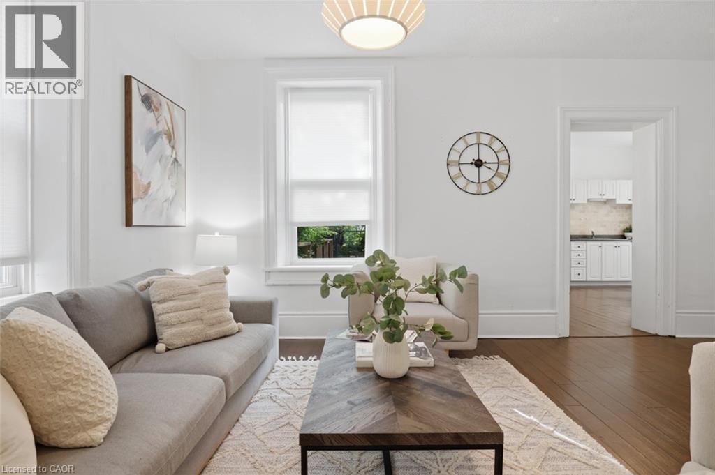 53 Eby Street S, Kitchener, ON - Indoor Photo Showing Living Room
