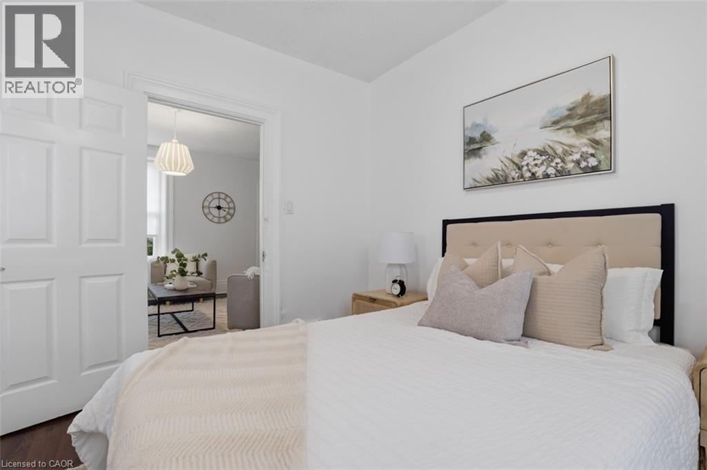 53 Eby Street S, Kitchener, ON - Indoor Photo Showing Bedroom