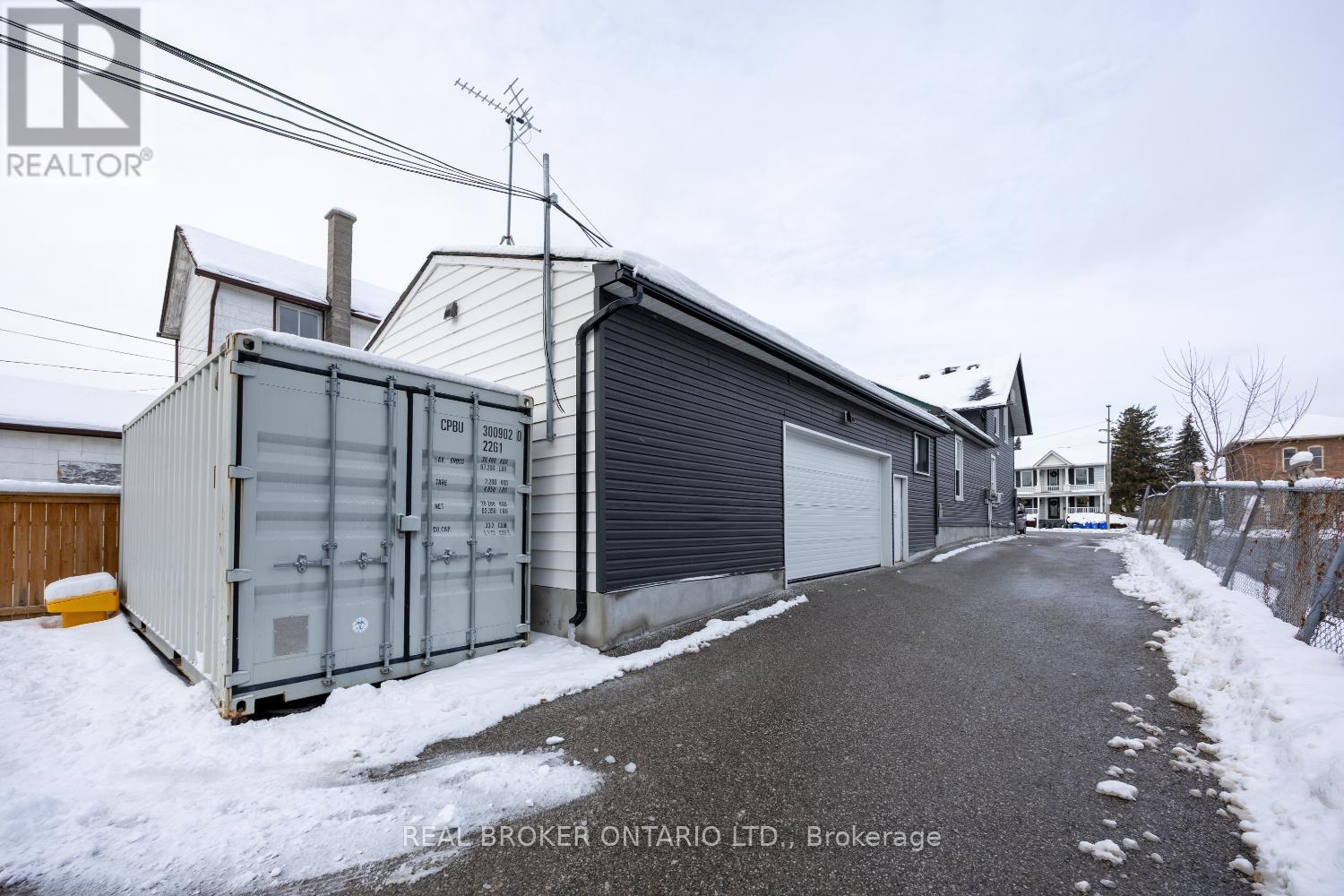 113 King Street E, Clarington (Bowmanville), ON