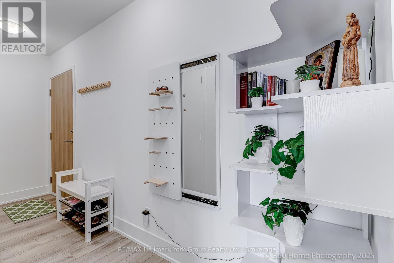 534 - 3100 Keele Street, Toronto (Downsview-Roding-Cfb), ON - Indoor Photo Showing Other Room