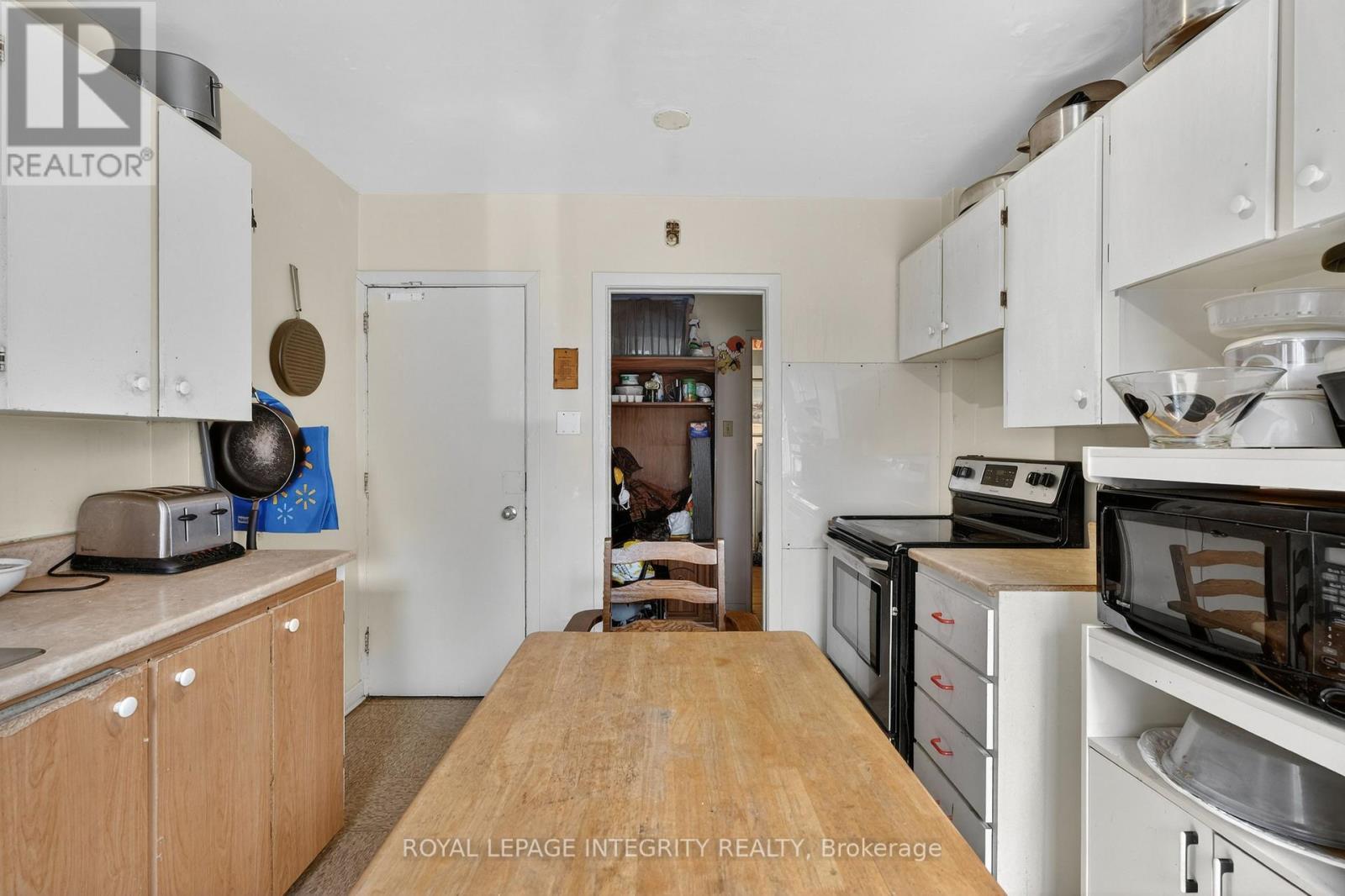 322-324 Queen Mary Street, Ottawa, ON