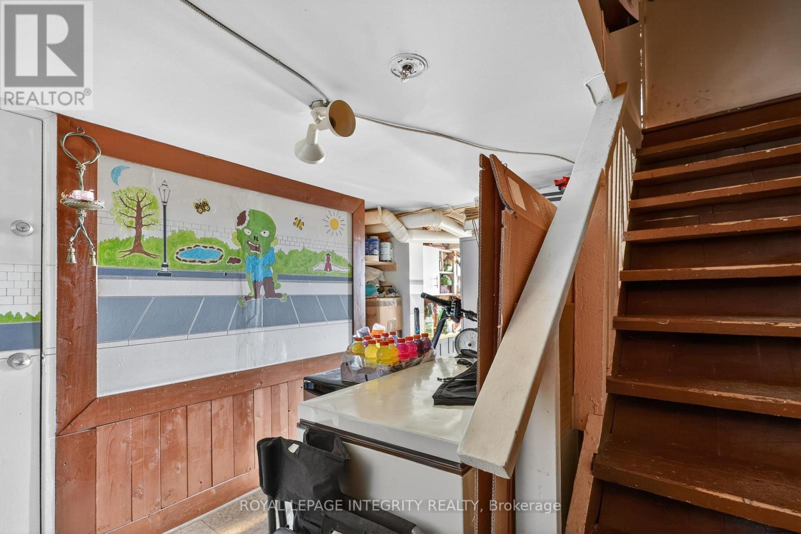 322-324 Queen Mary Street, Ottawa, ON