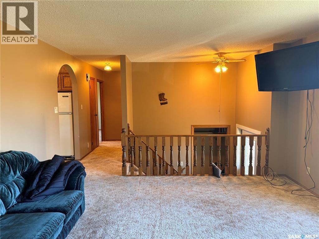 4419 Centre Street, Cadillac, SK - Indoor
