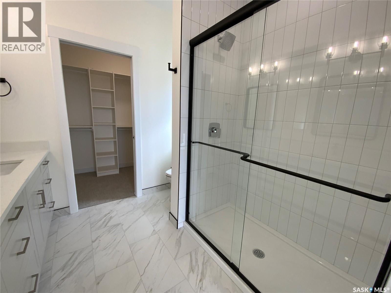 242 Doran Way, Saskatoon, SK - Indoor Photo Showing Bathroom