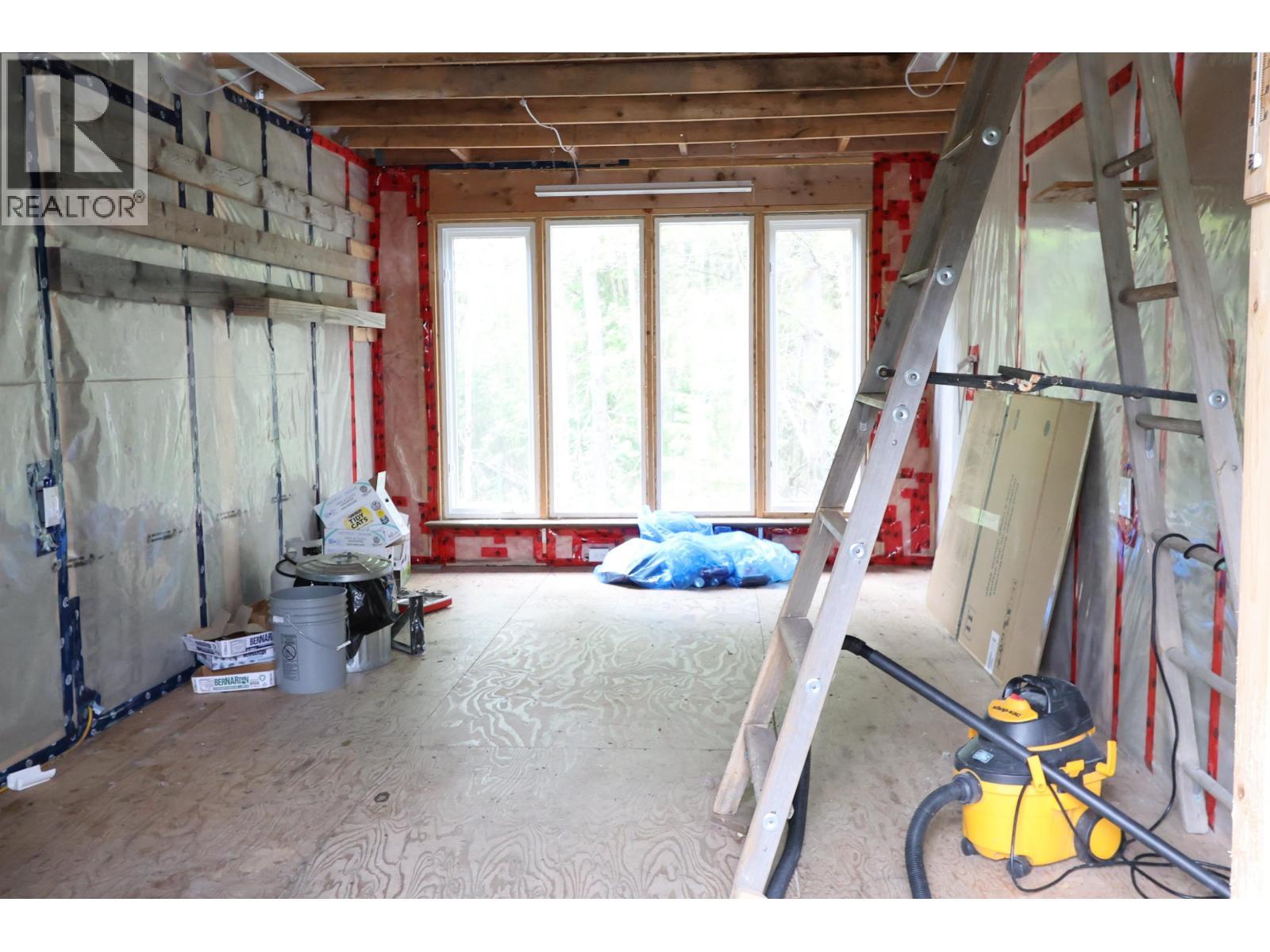 3270 Muermann Road, Prince George, BC - Indoor