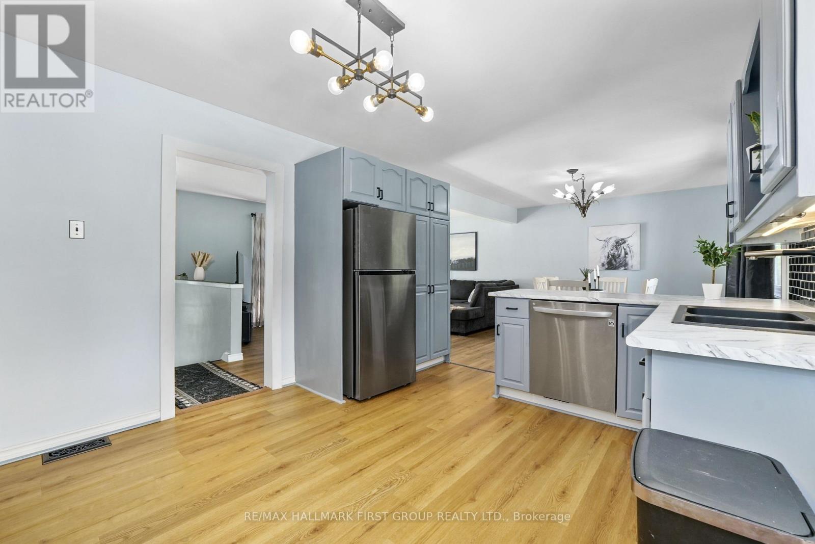 57 Freeman Drive, Port Hope, ON - Indoor Photo Showing Kitchen