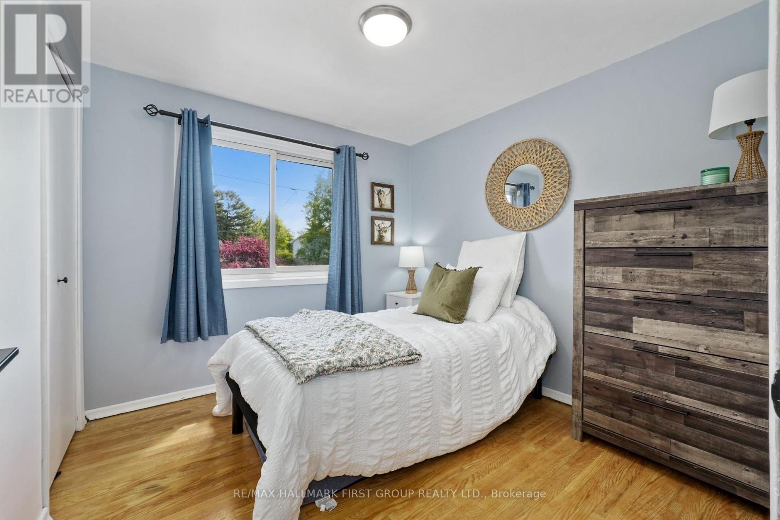 57 Freeman Drive, Port Hope, ON - Indoor Photo Showing Bedroom