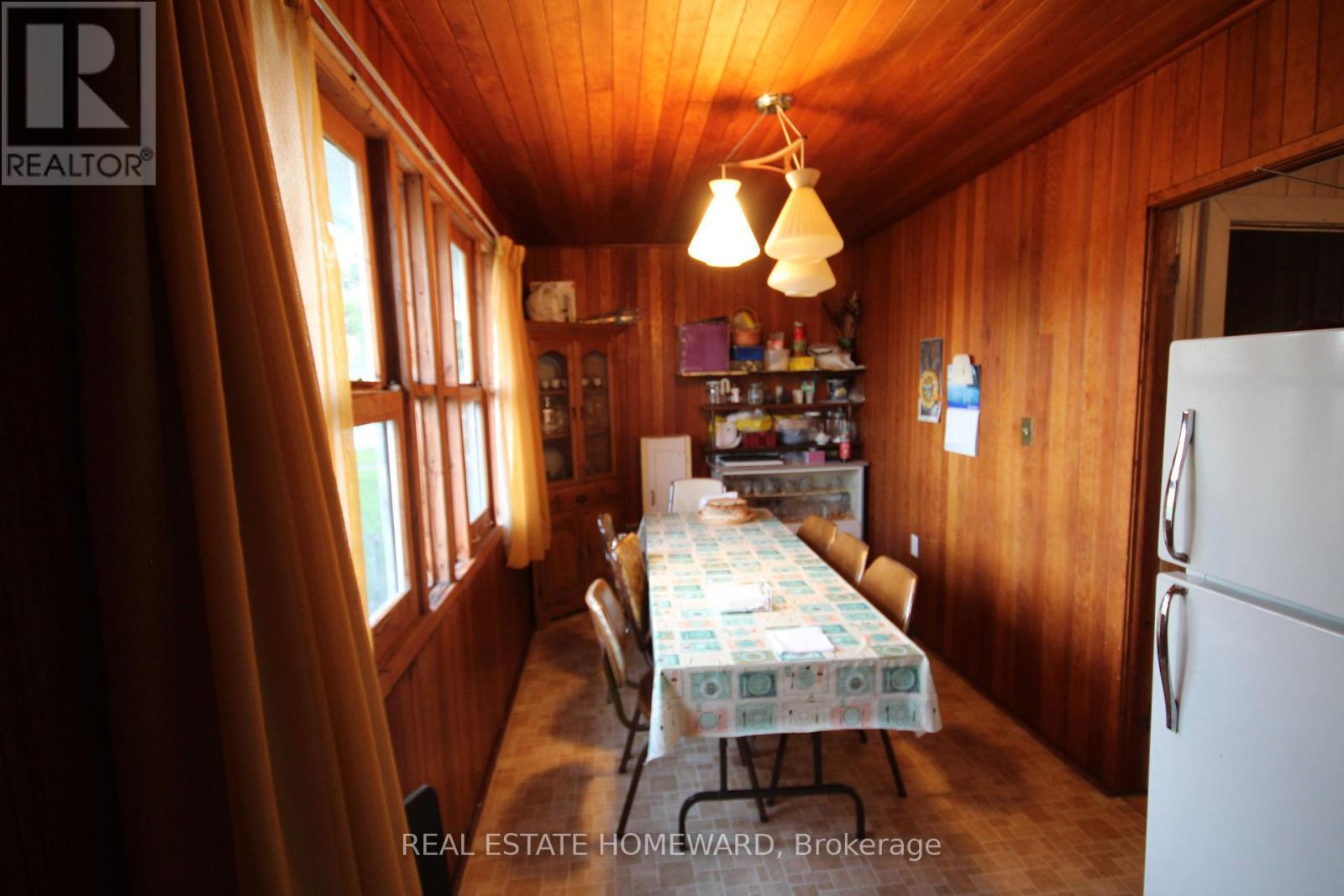 27125 Woodbine Avenue, Georgina, ON - Indoor