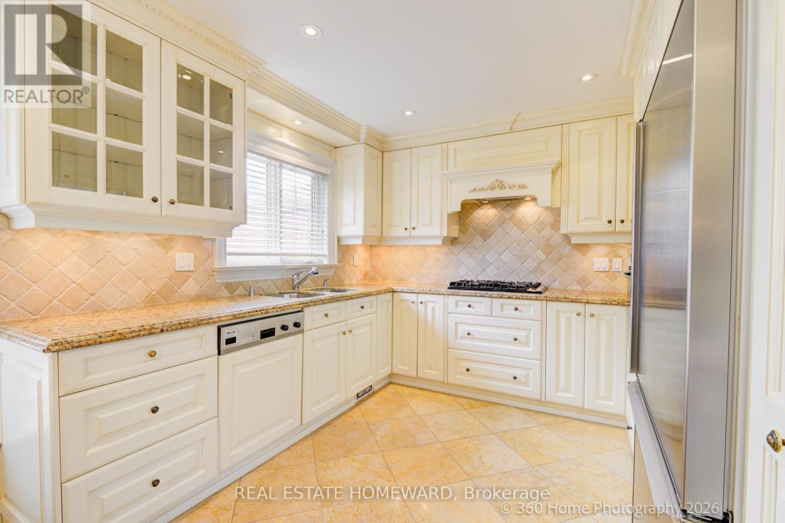 42 Annabelle Drive, Toronto, ON - Indoor Photo Showing Kitchen With Double Sink With Upgraded Kitchen
