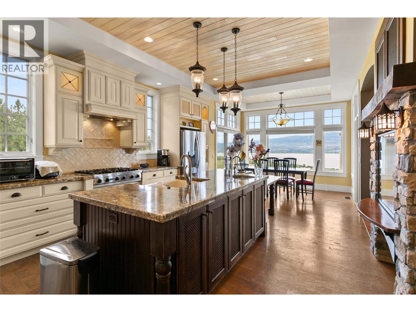 3298 Shiraz Court, West Kelowna, BC