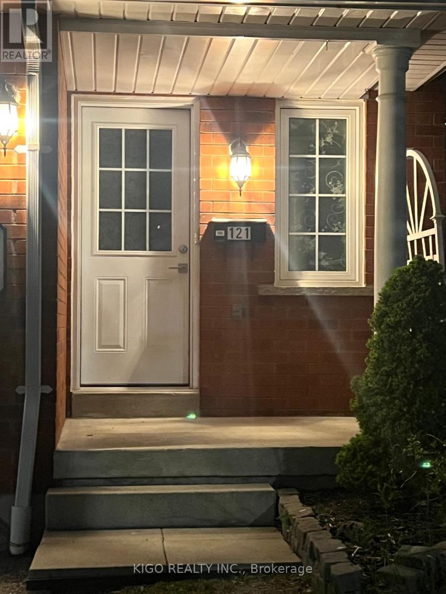 121 - 10 Bassett Boulevard, Whitby, ON - Photo Showing Other Room