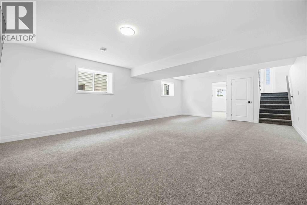 519 Mint Julep Drive, St Clair, ON - Indoor