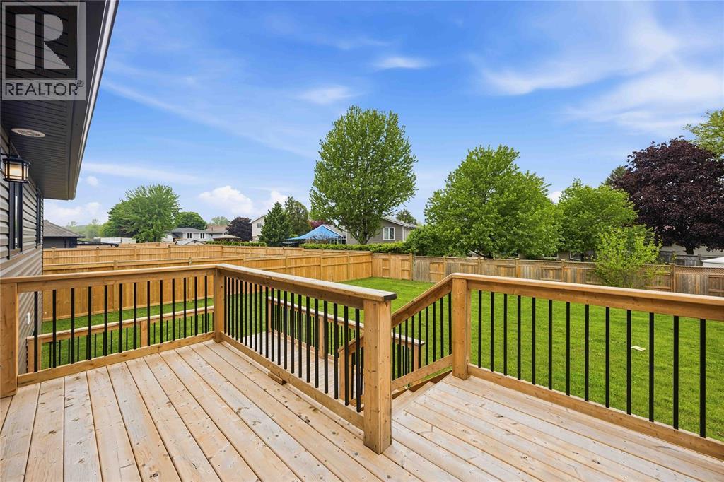 519 Mint Julep Drive, St Clair, ON - Outdoor With Deck Patio Veranda