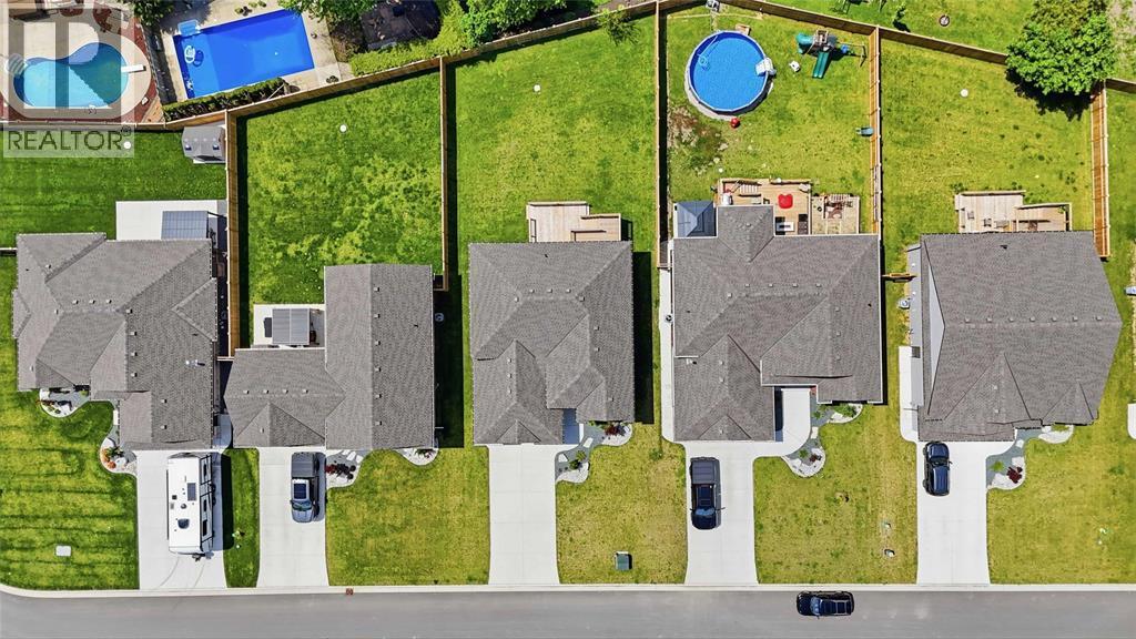 519 Mint Julep Drive, St Clair, ON - Outdoor With View