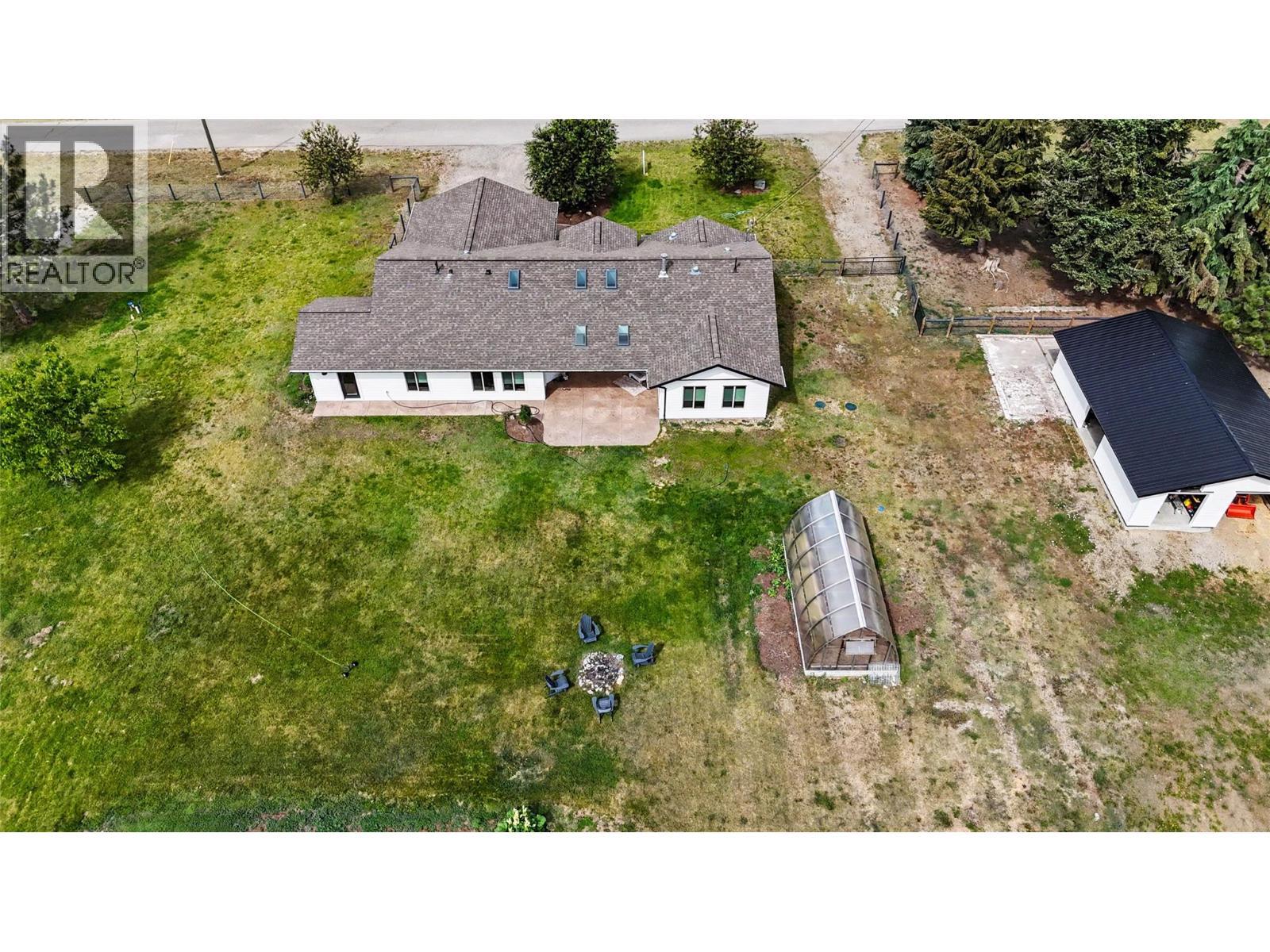 8170 Plotnikoff Road, Grand Forks, BC - Outdoor With View