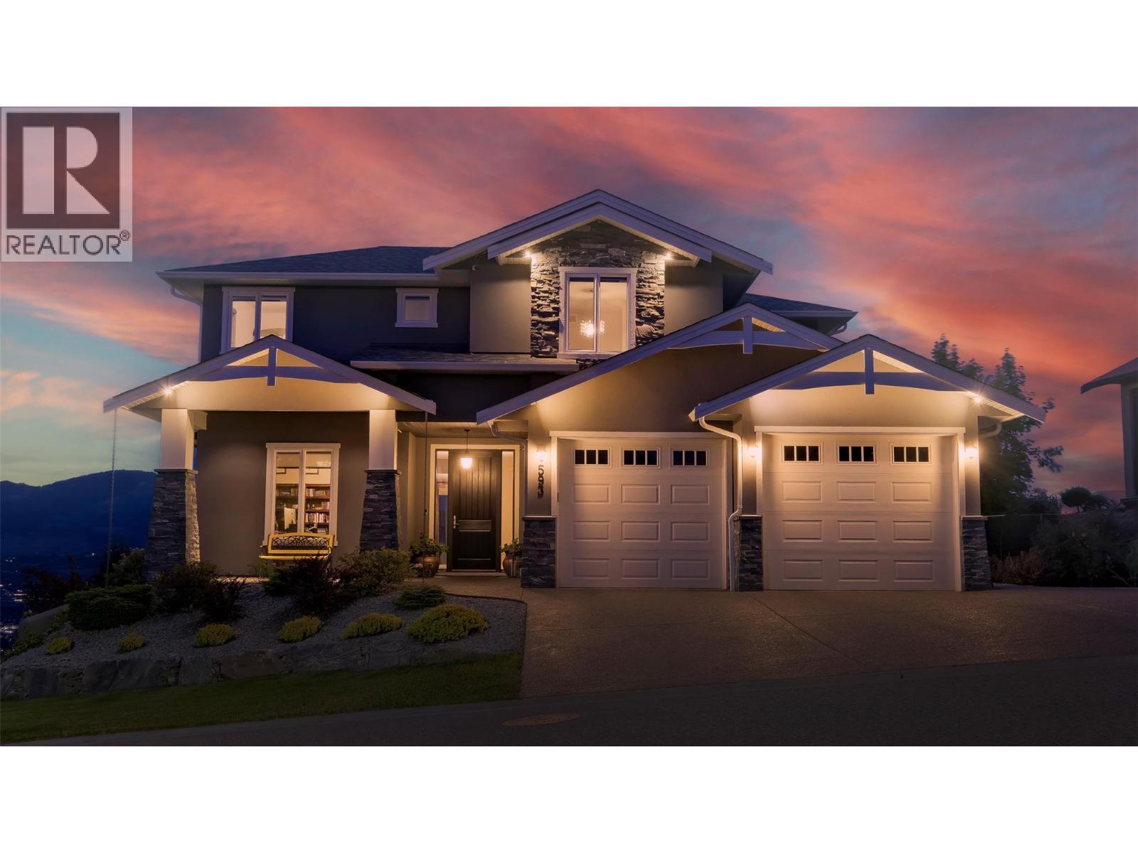 593 Harrogate Lane, Kelowna, BC - Outdoor
