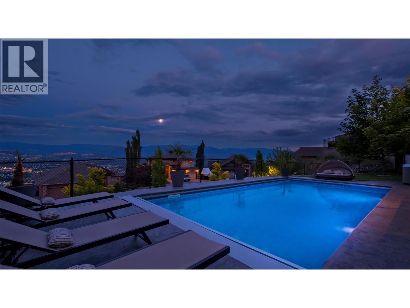 593 Harrogate Lane, Kelowna, BC - Outdoor With In Ground Pool