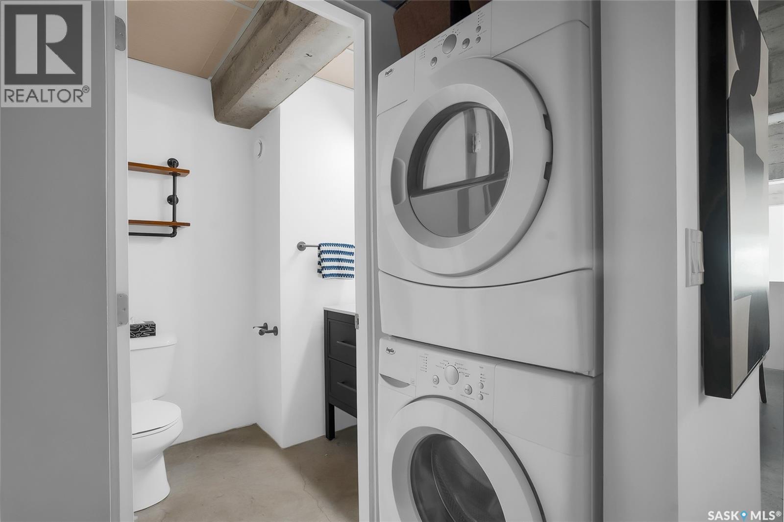 206 120 23Rd Street E, Saskatoon, SK - Indoor Photo Showing Laundry Room