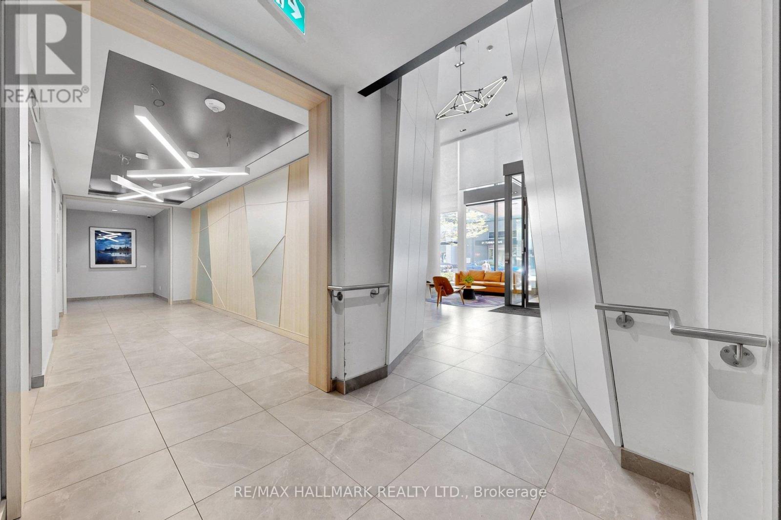 1805 - 20 Tubman Avenue, Toronto, ON - Indoor Photo Showing Other Room