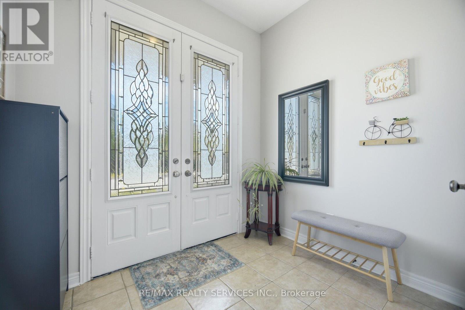 52 Atchison Drive, Caledon, ON - Indoor Photo Showing Other Room