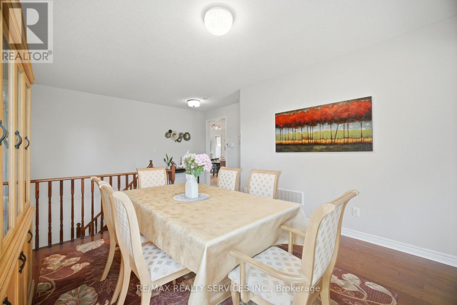 52 Atchison Drive, Caledon, ON - Indoor Photo Showing Dining Room