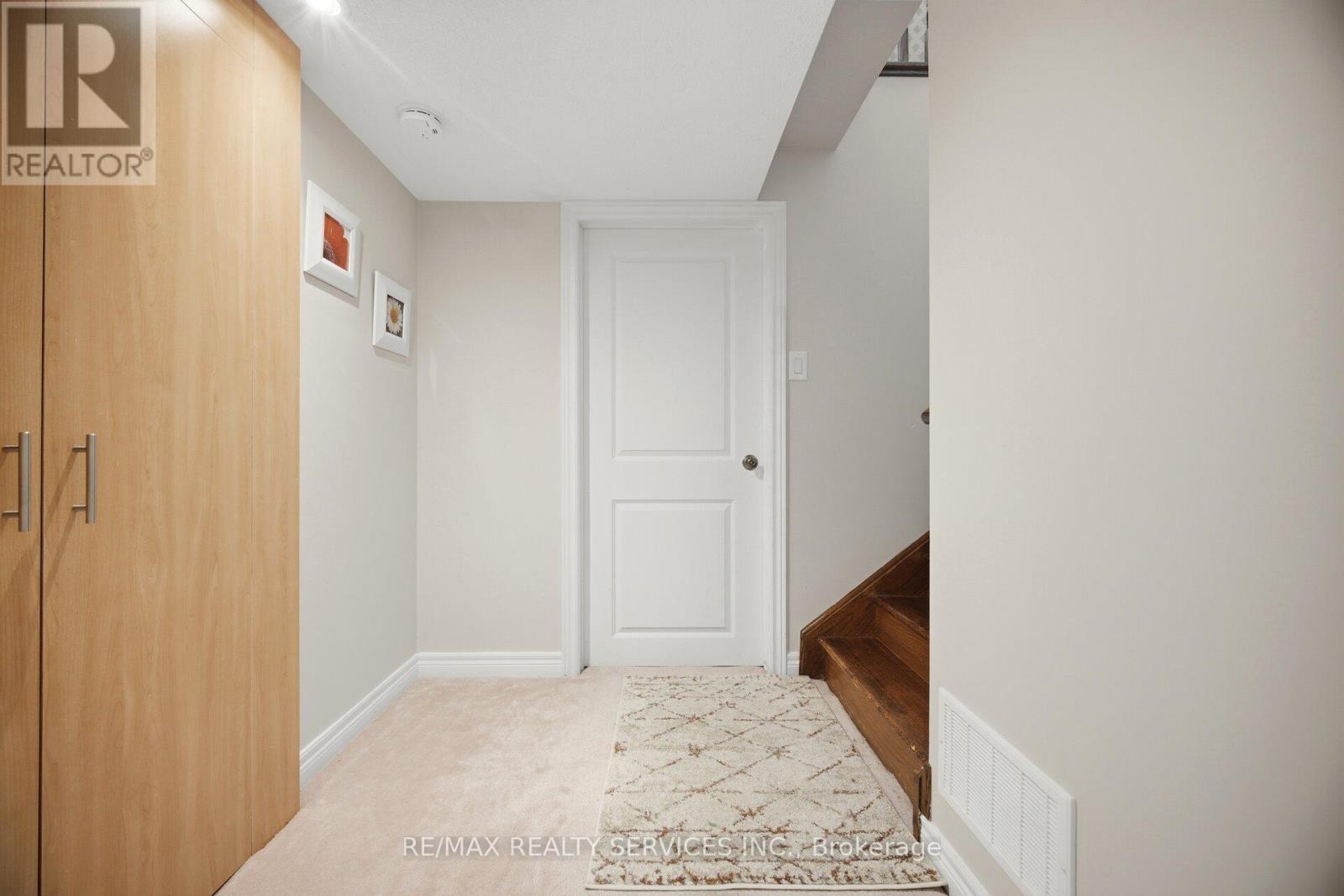 52 Atchison Drive, Caledon, ON - Indoor Photo Showing Other Room