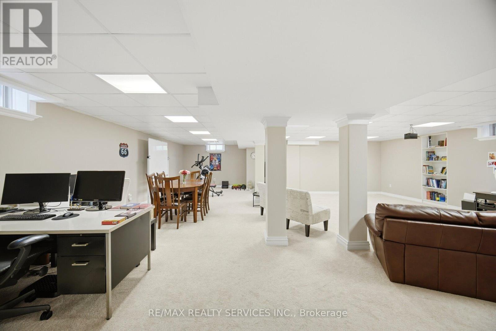 52 Atchison Drive, Caledon, ON - Indoor Photo Showing Office