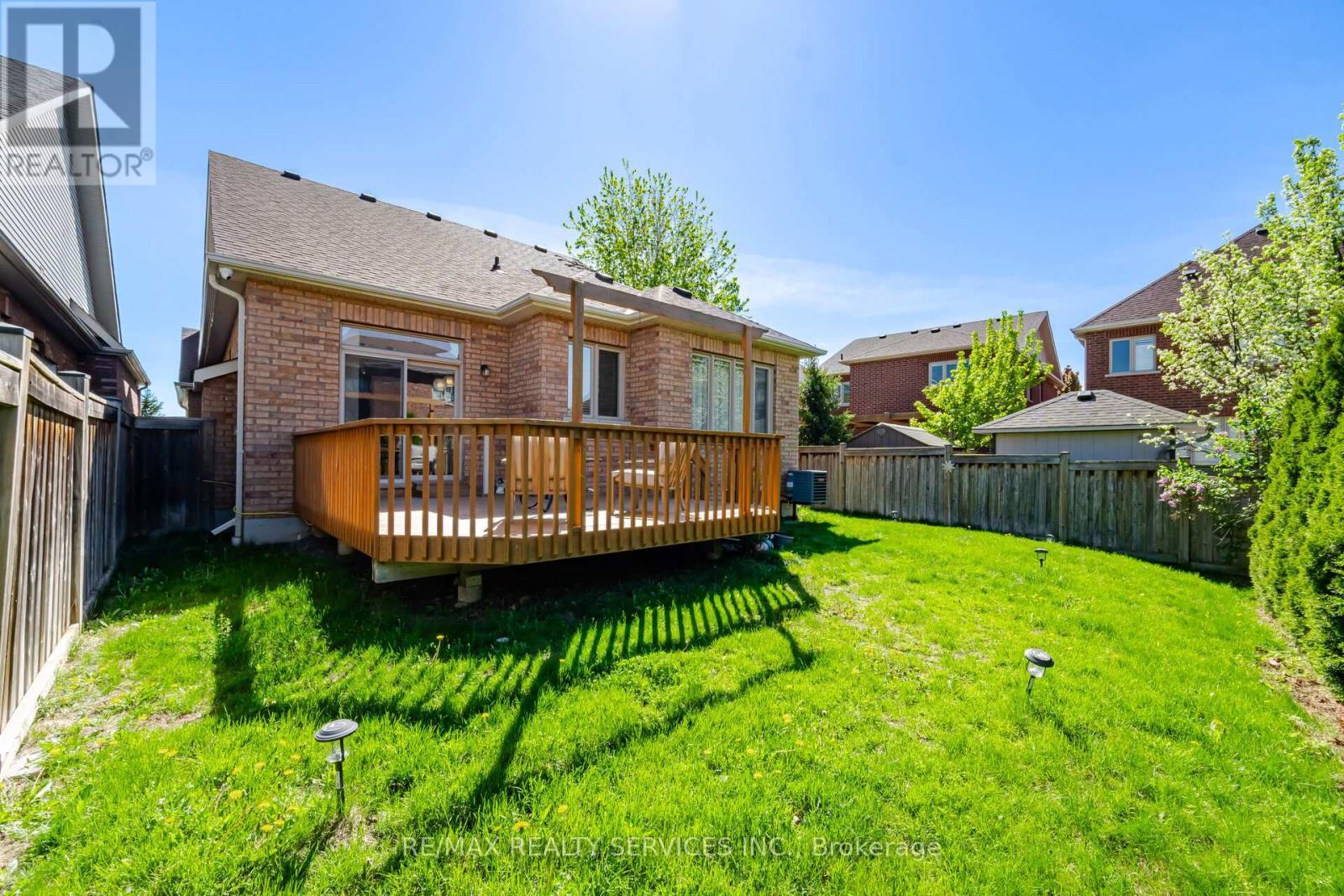 52 Atchison Drive, Caledon, ON - Outdoor With Deck Patio Veranda
