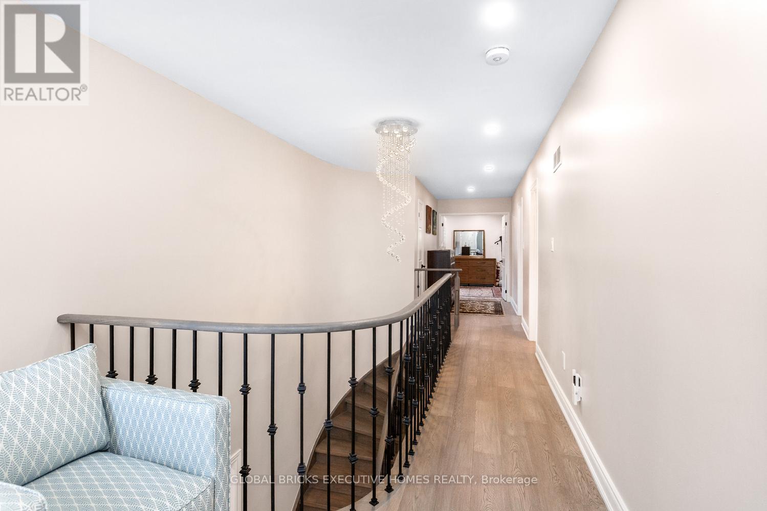 5952 Grossbeak Drive, Mississauga, ON - Indoor Photo Showing Other Room