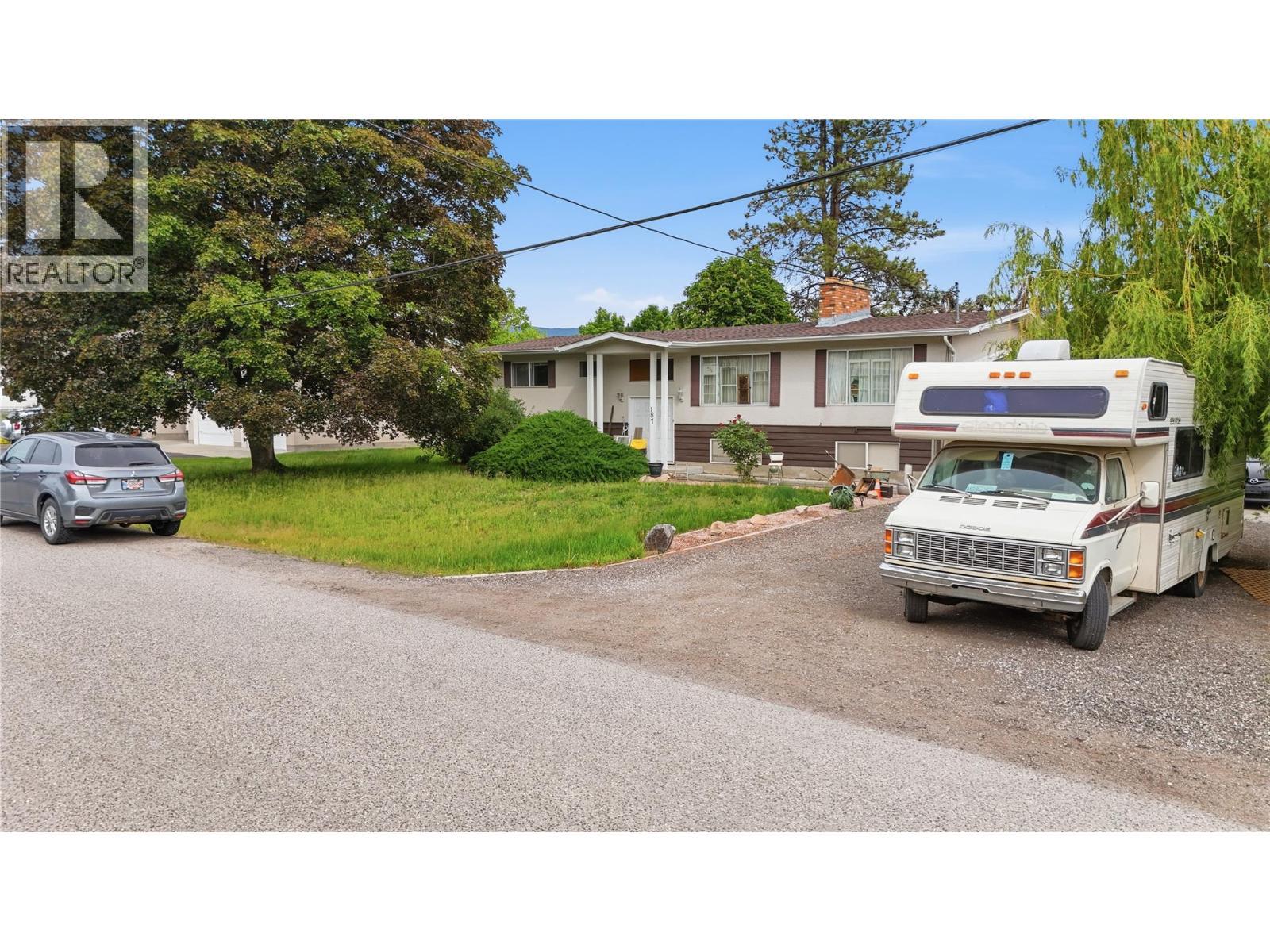 187-193 Cariboo Road, Kelowna, BC