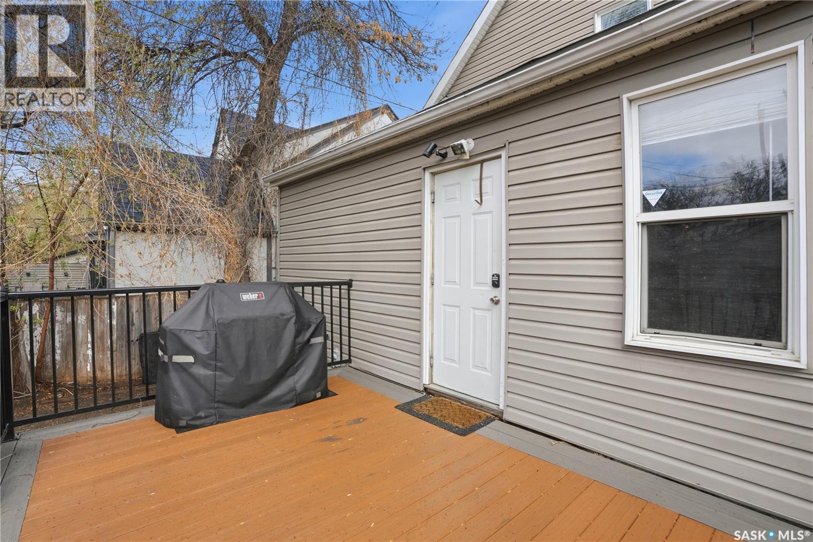 228 8Th Street E, Saskatoon, SK - Outdoor With Deck Patio Veranda With Exterior