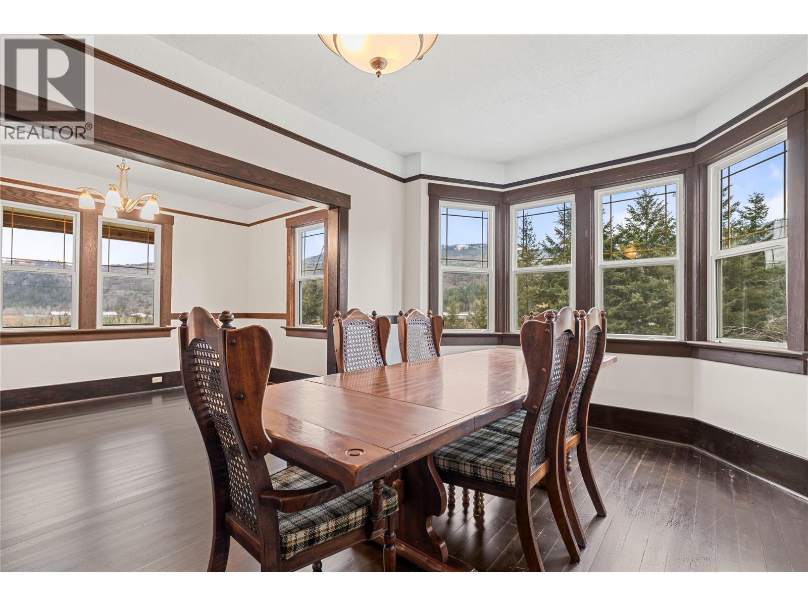 main floor - 3135 Edes Road, Salmon Arm, BC - Indoor Photo Showing Dining Room