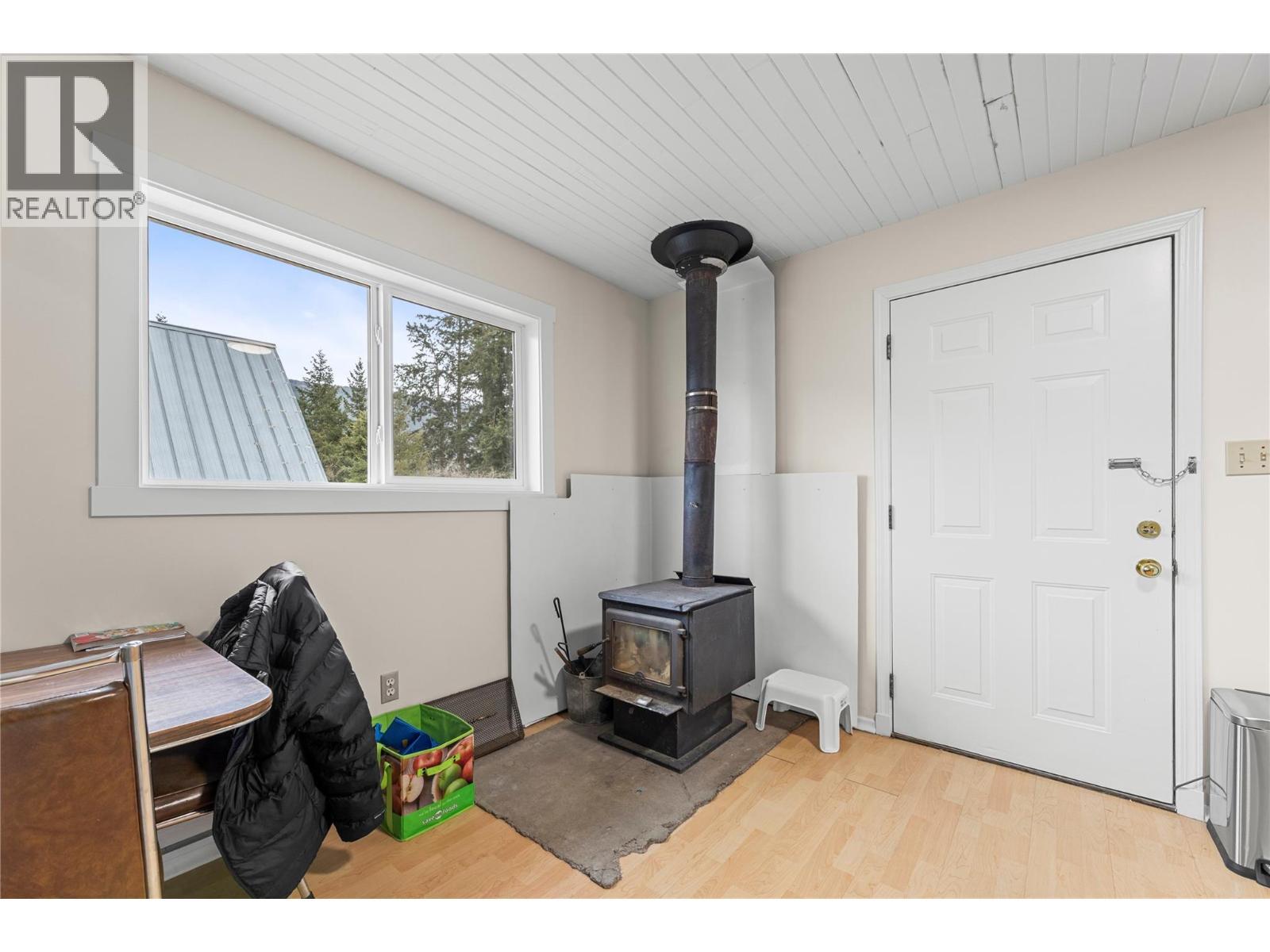 suite - 3135 Edes Road, Salmon Arm, BC - Indoor