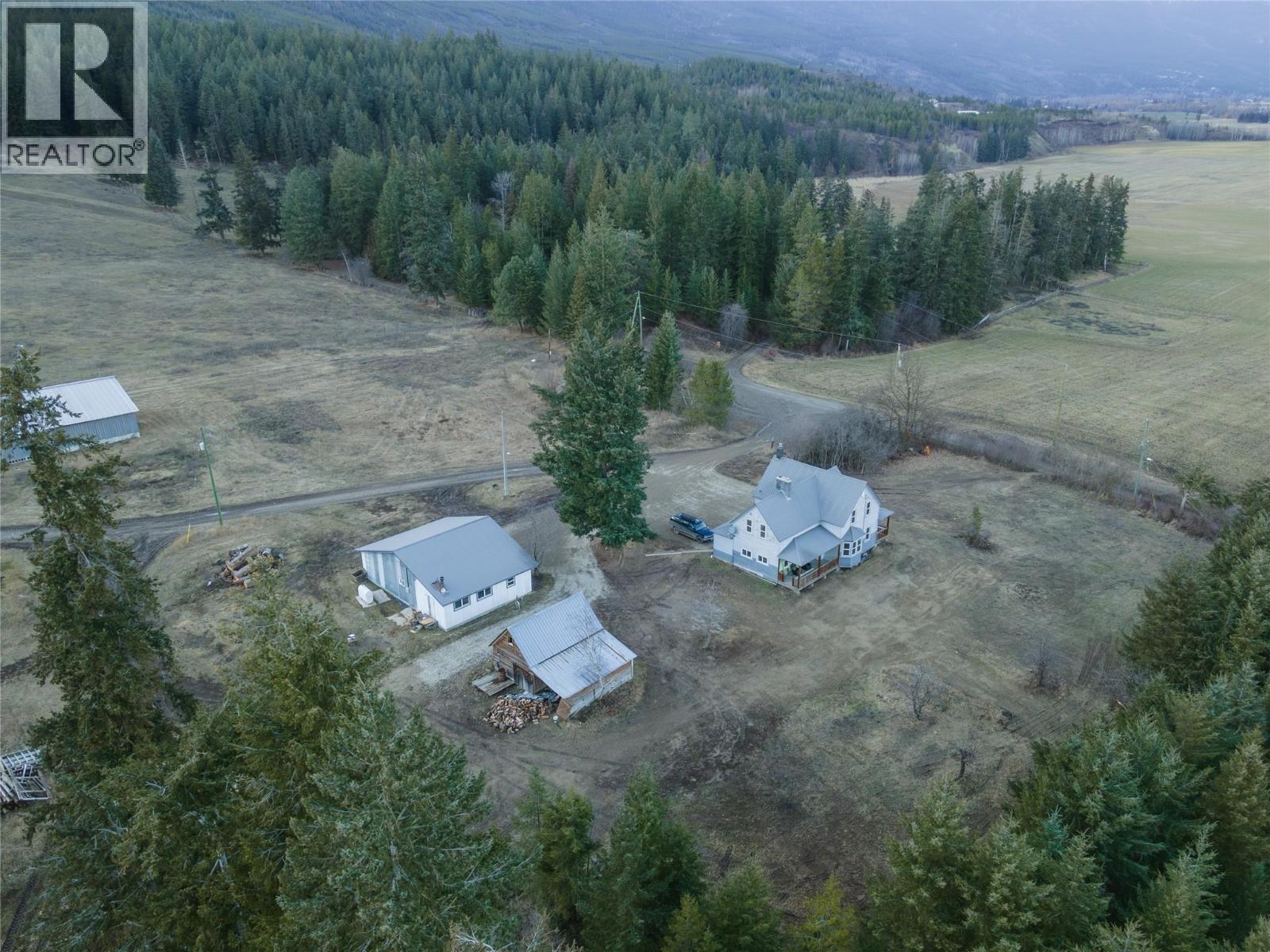 3135 Edes Road, Salmon Arm, BC - Outdoor With View