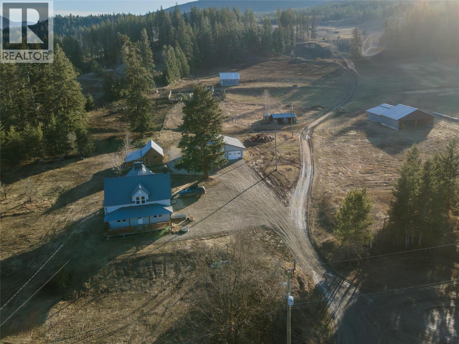 3135 Edes Road, Salmon Arm, BC - Outdoor With View